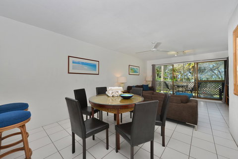 Seascape Holidays At Beachfront Terraces - Sydney Tourism 9