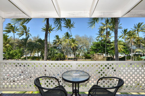 Seascape Holidays At Beachfront Terraces - Sydney Tourism 29