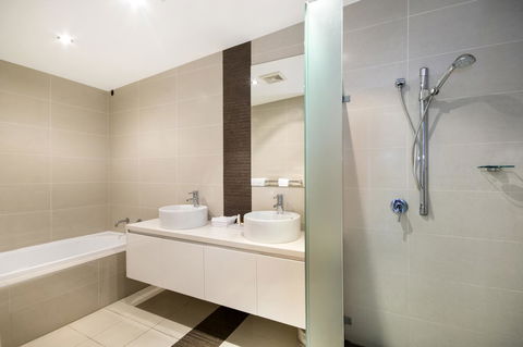 Redvue Holiday Apartments - Sydney Tourism 29