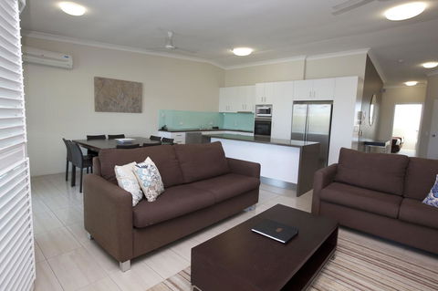 Mariners North Holiday Apartments - Sydney Tourism 37