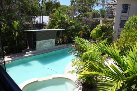 Agnes Water Beach Club - Sydney Tourism 15
