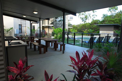Agnes Water Beach Club - Sydney Tourism 16