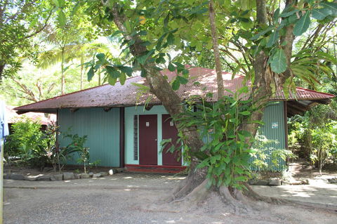 PK\'s Jungle Village - Sydney Tourism 8