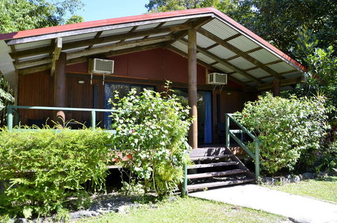 PK\'s Jungle Village - Sydney Tourism 9