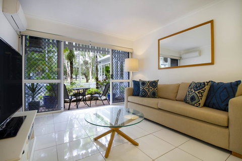The White House Port Douglas - Sydney Tourism 3