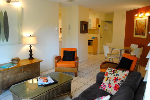 The Port Douglas Queenslander - Sydney Tourism 28