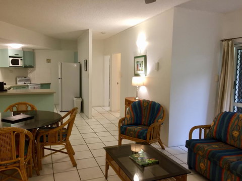 The Port Douglas Queenslander - Sydney Tourism 7