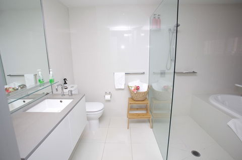 Circle Luxury Holidays - Sydney Tourism 6