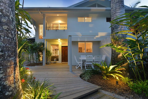 [ ANDY'S BEACH HOUSE ] - Sydney Tourism 6