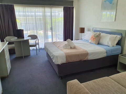 Dalby Manor Motor Inn - Sydney Tourism 8