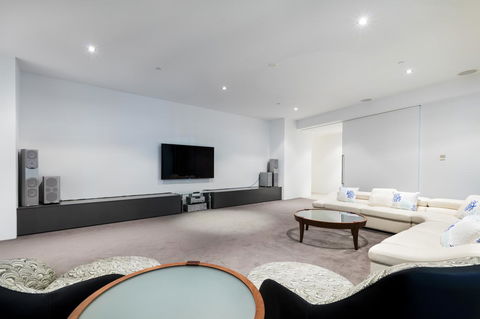 Q1 Resort & Spa - Official - Sydney Tourism 41