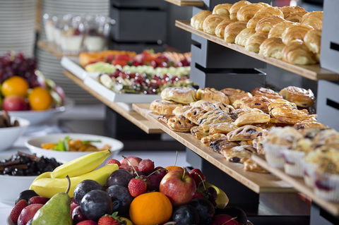 Q1 Resort & Spa - Official - Sydney Tourism 22