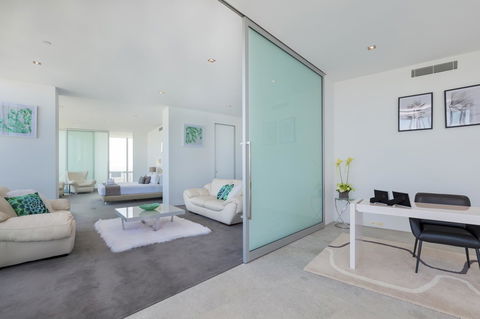 Q1 Resort & Spa - Official - Sydney Tourism 40