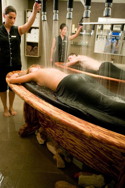 Q1 Resort & Spa - Official - Sydney Tourism 18