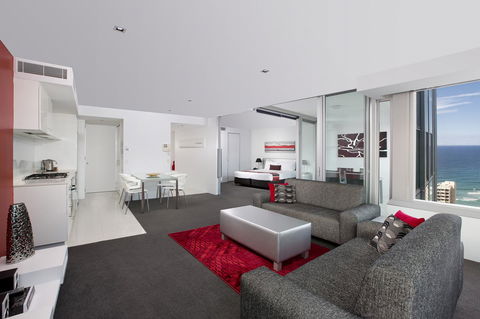 Q1 Resort & Spa - Official - Sydney Tourism 27