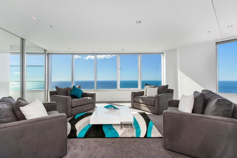 Q1 Resort & Spa - Official - Sydney Tourism 14