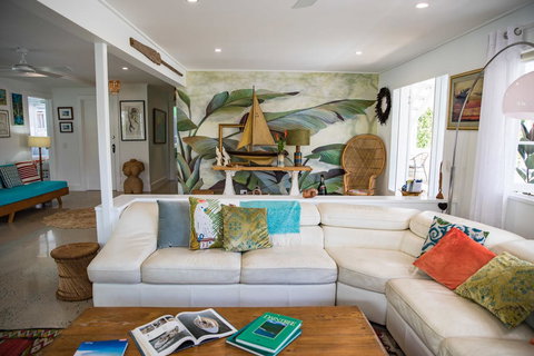 Jamaica Beach House - Sydney Tourism 14