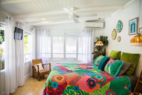 Jamaica Beach House - Sydney Tourism 8