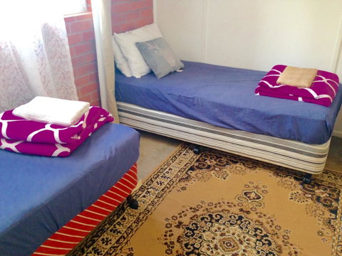 XYL Pets Friendly Seaside Boutique Guesthouse - Sydney Tourism 8