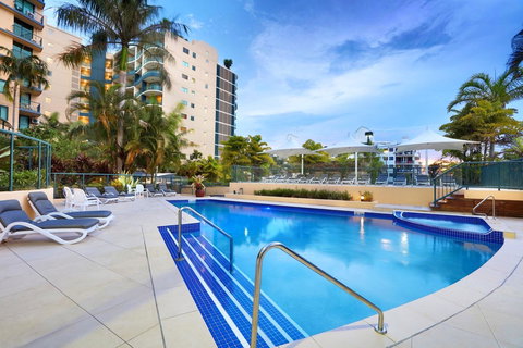 Peninsular Beachfront Resort - Sydney Tourism 32