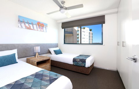 Peninsular Beachfront Resort - Sydney Tourism 33