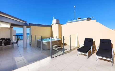 Peninsular Beachfront Resort - Sydney Tourism 28