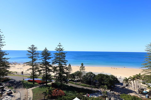 Peninsular Beachfront Resort - Sydney Tourism 16