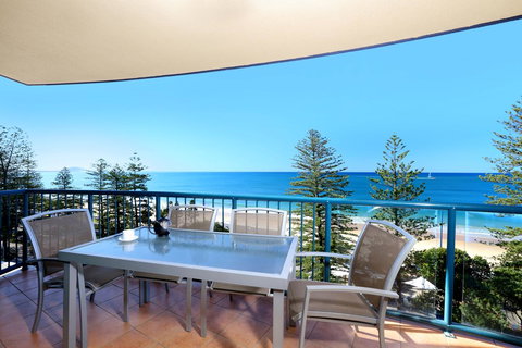 Peninsular Beachfront Resort - Sydney Tourism 9