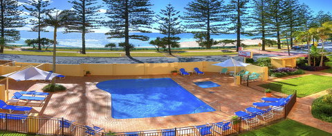 Columbia Beachfront Apartments On Rainbow Bay - Sydney Tourism 2