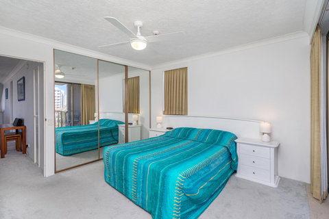 Columbia Beachfront Apartments On Rainbow Bay - Sydney Tourism 15