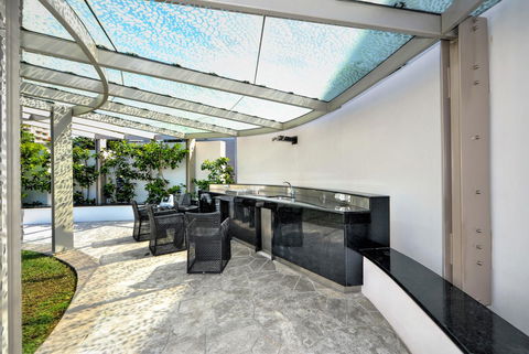 Soul Surfers Paradise - Gclr - Sydney Tourism 42