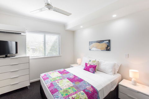 Bermuda Villas - Sydney Tourism 6
