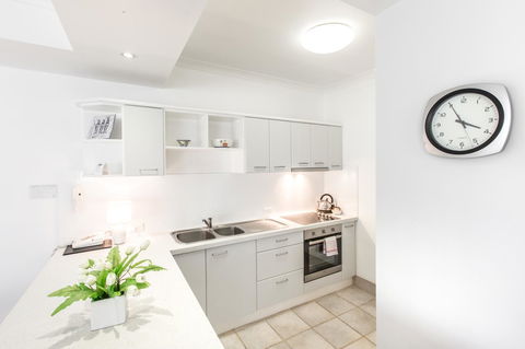 Bermuda Villas - Sydney Tourism 7