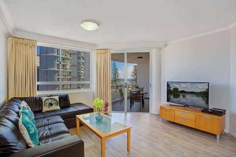 Kirra Beach Apartments - Sydney Tourism 19