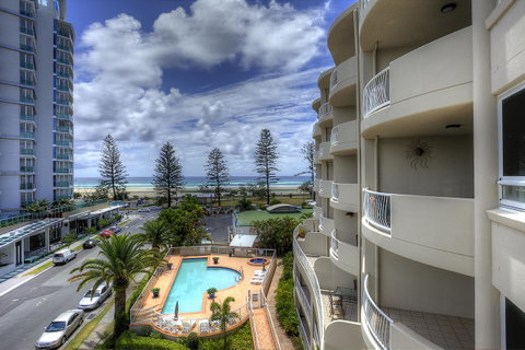 Kirra Beach Apartments - Sydney Tourism 26