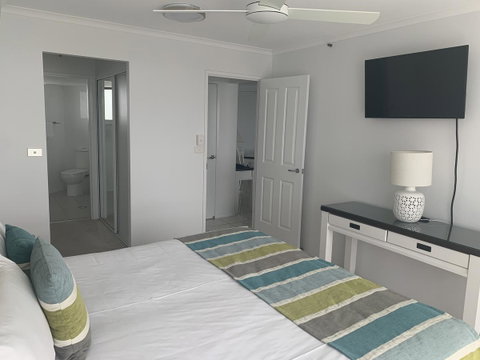 Ocean Plaza Resort - Sydney Tourism 12
