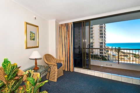 Surfers International Apartments - Sydney Tourism 25
