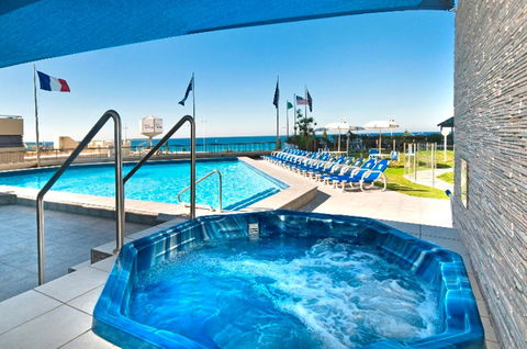 Surfers International Apartments - Sydney Tourism 1