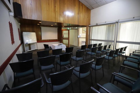 Emerald Central Hotel Official - Sydney Tourism 16