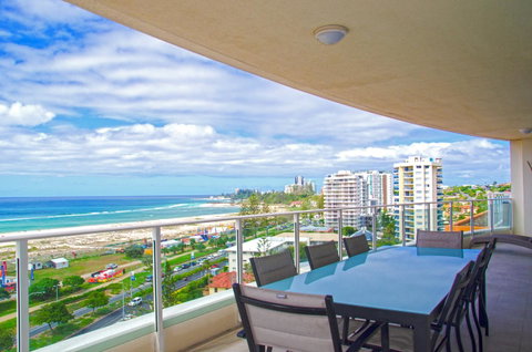 Kirra Surf Apartments - Sydney Tourism 26