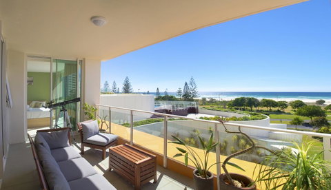 Kirra Surf Apartments - Sydney Tourism 20