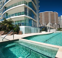 Reflection on the Sea - Sydney Tourism