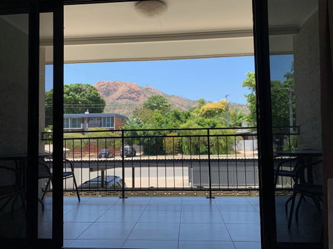 Townsville Holiday Apartments - Sydney Tourism 1