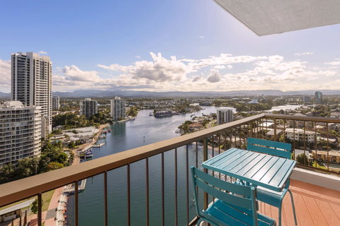 Vibe Hotel Gold Coast - Sydney Tourism 5