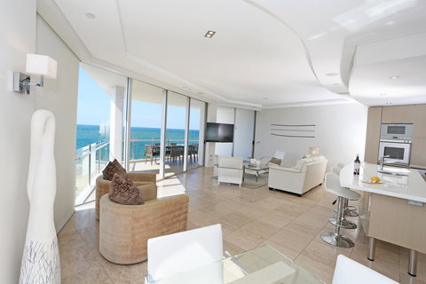 Oceans Mooloolaba - Sydney Tourism 3