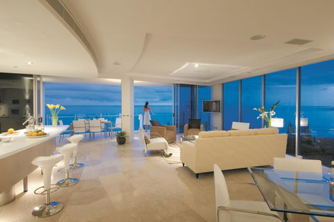 Oceans Mooloolaba - Sydney Tourism 0