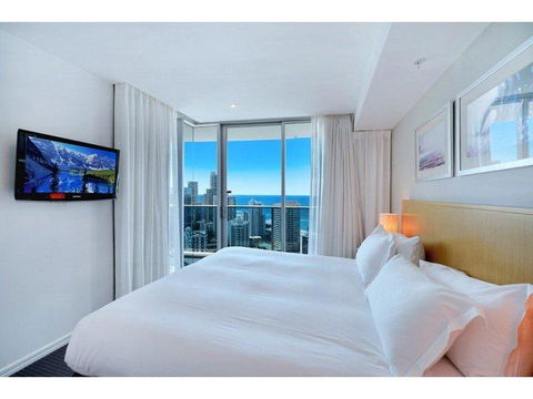 H Star Residences-- Paradise Stayz - Sydney Tourism 9
