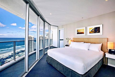 H Star Residences-- Paradise Stayz - Sydney Tourism 11