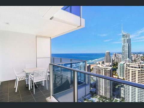 H Star Residences-- Paradise Stayz - Sydney Tourism 18