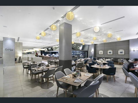 H Star Residences-- Paradise Stayz - Sydney Tourism 14